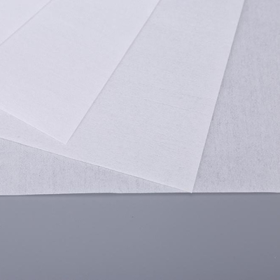 Industrial Disposable Polyester Lint Free Cleanroom Wipes Custom Logo 120g / M2