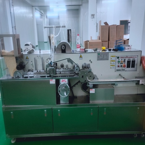 Stainless Steel Automatic Cotton Swab Machine Electric Nature Color 100 Swabs Per Minute Capacity