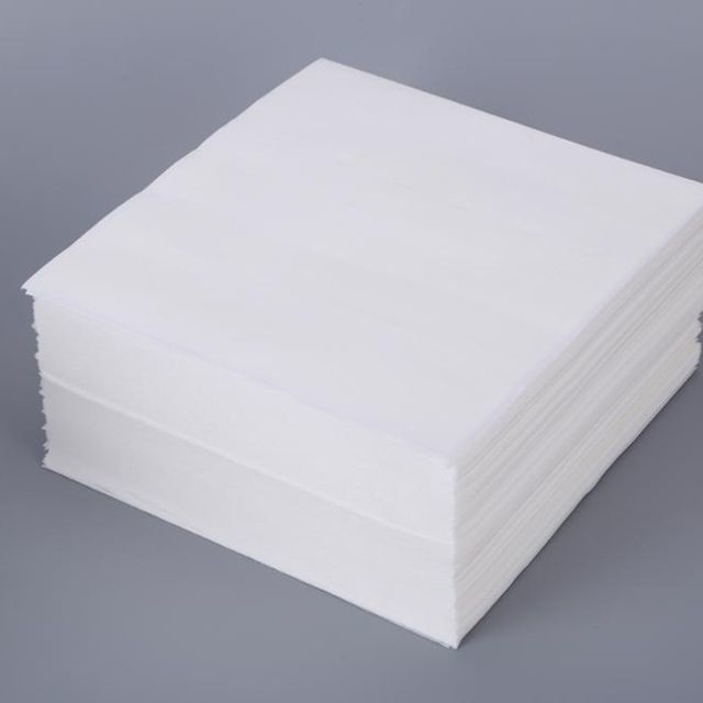 White / Blue Non Woven Microfiber Cloth OEM Logo For Optics Cleaning